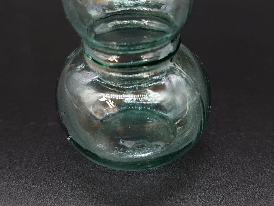 戦前　当時物　瓢箪型　気泡や絶妙なフォルムが味わいのあるニッキ水瓶5個セット(豆ガラス、ちびニッキ水、ガラス容器、駄菓子屋ビン、ペロペロ、レトロガラス、一輪挿し、ひょうたん)(R-077058)