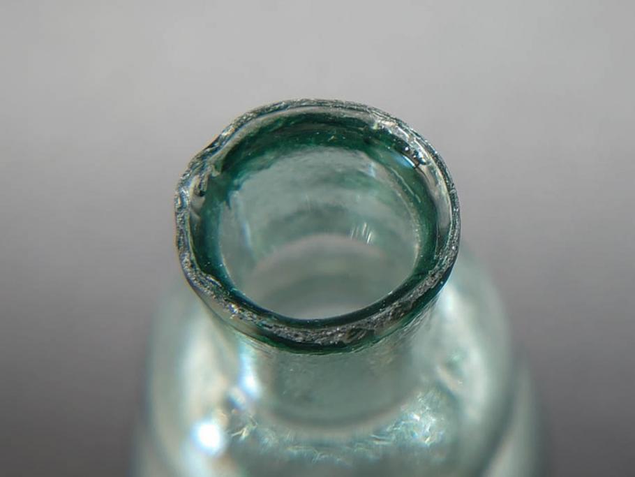 戦前　当時物　瓢箪型　気泡や絶妙なフォルムが味わいのあるニッキ水瓶5個セット(豆ガラス、ちびニッキ水、ガラス容器、駄菓子屋ビン、ペロペロ、レトロガラス、一輪挿し、ひょうたん)(R-077058)