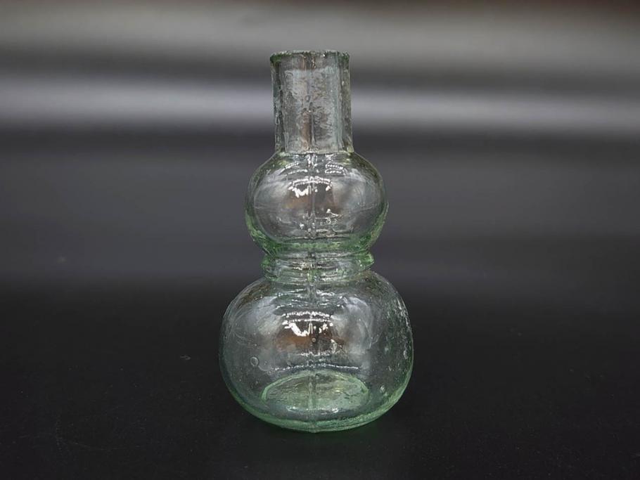 戦前　当時物　瓢箪型　気泡や絶妙なフォルムが味わいのあるニッキ水瓶5個セット(豆ガラス、ちびニッキ水、ガラス容器、駄菓子屋ビン、ペロペロ、レトロガラス、一輪挿し、ひょうたん)(R-077058)