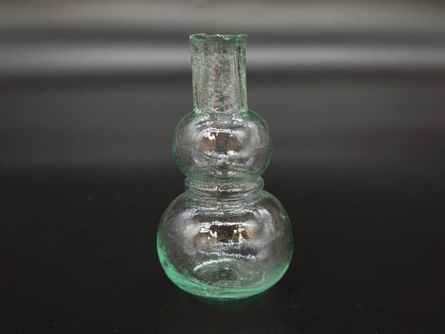 戦前　当時物　瓢箪型　気泡や絶妙なフォルムが味わいのあるニッキ水瓶5個セット(豆ガラス、ちびニッキ水、ガラス容器、駄菓子屋ビン、ペロペロ、レトロガラス、一輪挿し、ひょうたん)(R-077058)
