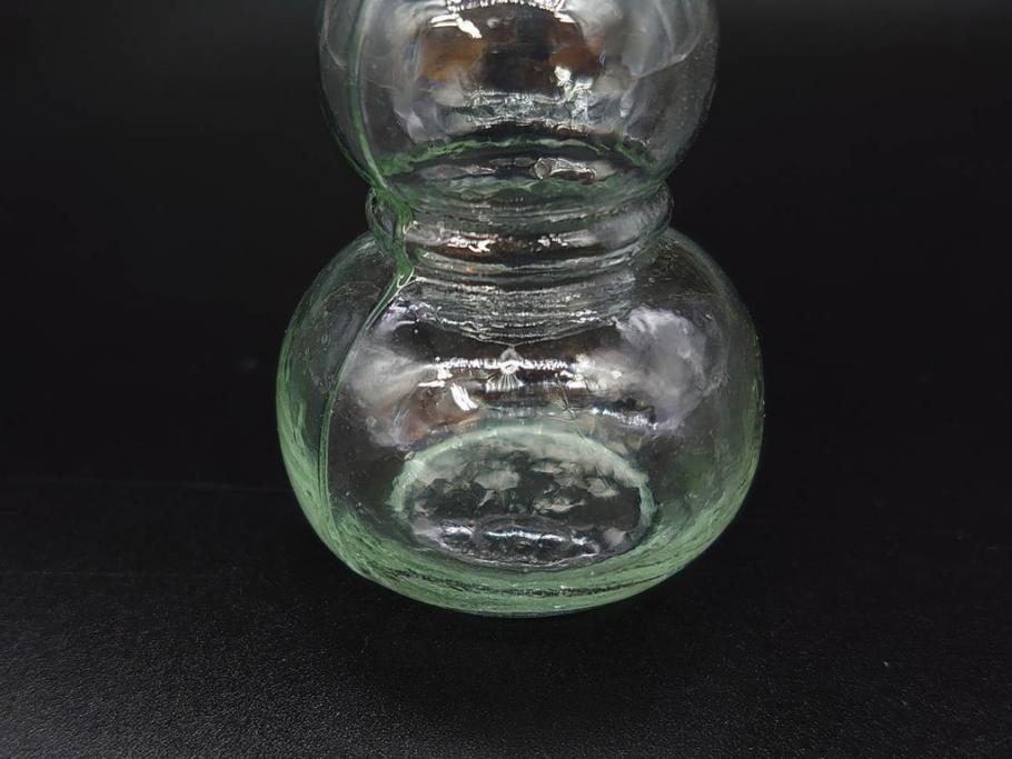 戦前　当時物　瓢箪型　気泡や絶妙なフォルムが味わいのあるニッキ水瓶5個セット(豆ガラス、ちびニッキ水、ガラス容器、駄菓子屋ビン、ペロペロ、レトロガラス、一輪挿し、ひょうたん)(R-077059)