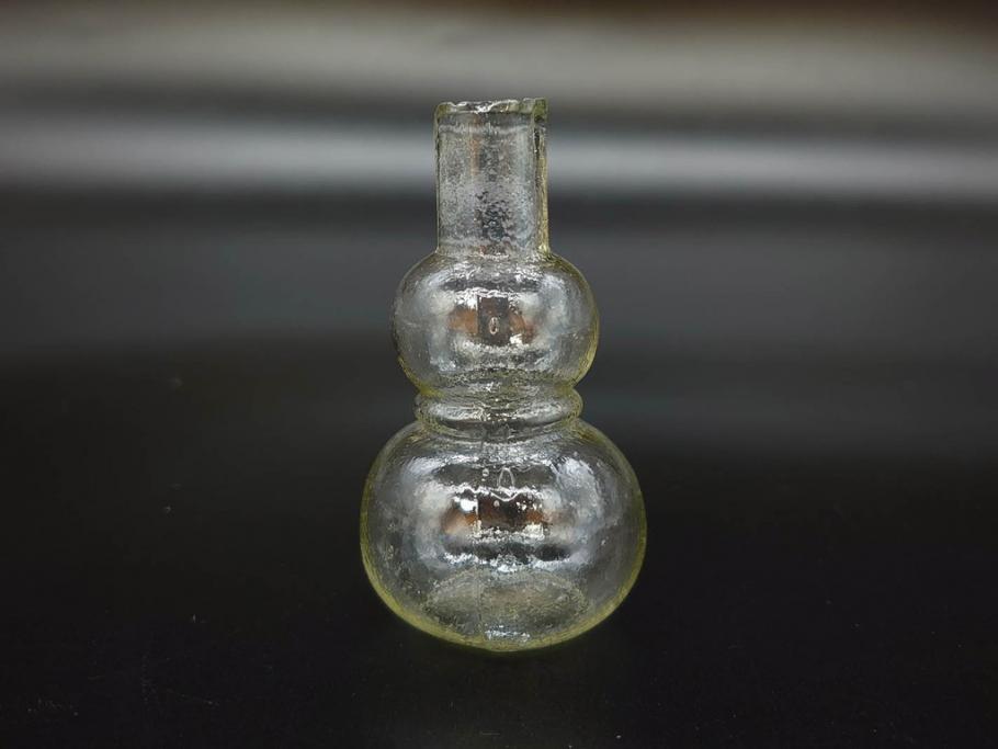 戦前　当時物　瓢箪型　気泡や絶妙なフォルムが味わいのあるニッキ水瓶5個セット(豆ガラス、ちびニッキ水、ガラス容器、駄菓子屋ビン、ペロペロ、レトロガラス、一輪挿し、ひょうたん)(R-077059)