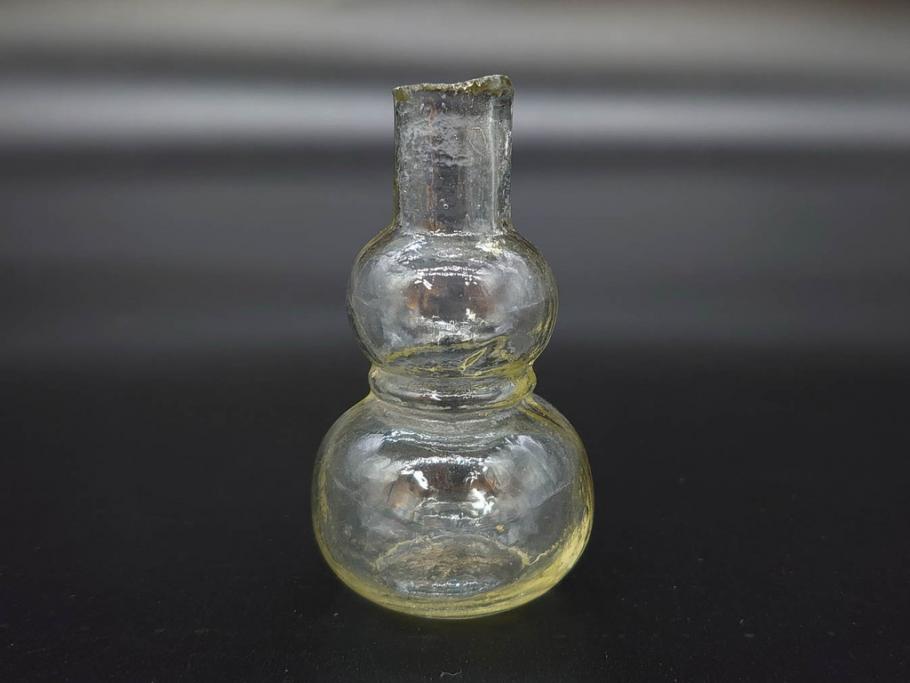 戦前　当時物　瓢箪型　気泡や絶妙なフォルムが味わいのあるニッキ水瓶5個セット(豆ガラス、ちびニッキ水、ガラス容器、駄菓子屋ビン、ペロペロ、レトロガラス、一輪挿し、ひょうたん)(R-077060)