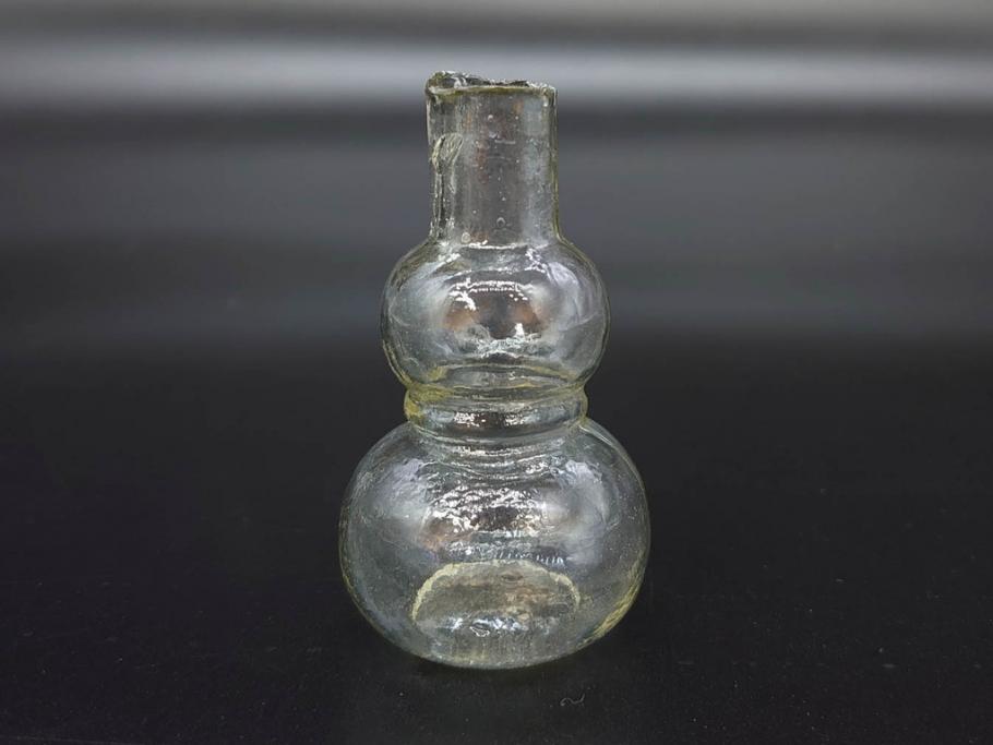戦前　当時物　瓢箪型　気泡や絶妙なフォルムが味わいのあるニッキ水瓶5個セット(豆ガラス、ちびニッキ水、ガラス容器、駄菓子屋ビン、ペロペロ、レトロガラス、一輪挿し、ひょうたん)(R-077060)
