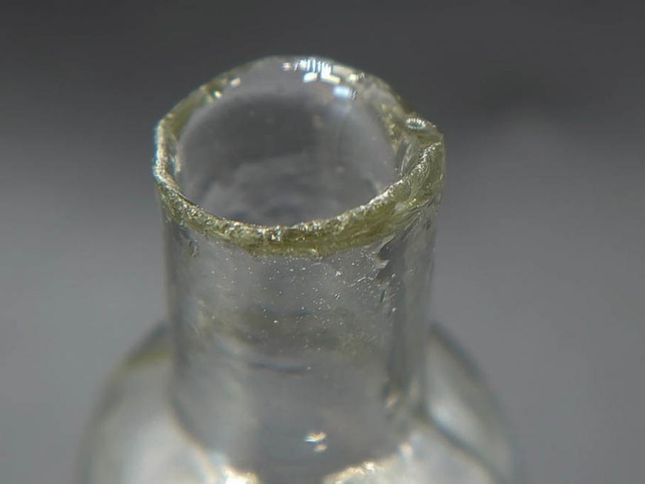 戦前　当時物　瓢箪型　気泡や絶妙なフォルムが味わいのあるニッキ水瓶5個セット(豆ガラス、ちびニッキ水、ガラス容器、駄菓子屋ビン、ペロペロ、レトロガラス、一輪挿し、ひょうたん)(R-077060)