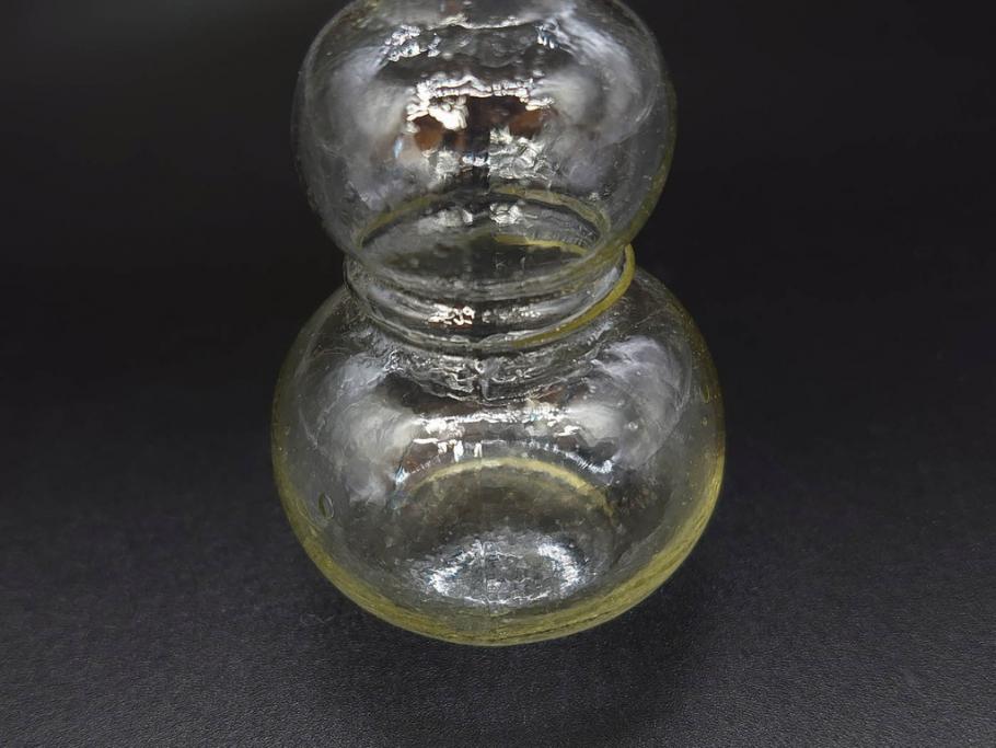 戦前　当時物　瓢箪型　気泡や絶妙なフォルムが味わいのあるニッキ水瓶5個セット(豆ガラス、ちびニッキ水、ガラス容器、駄菓子屋ビン、ペロペロ、レトロガラス、一輪挿し、ひょうたん)(R-077060)