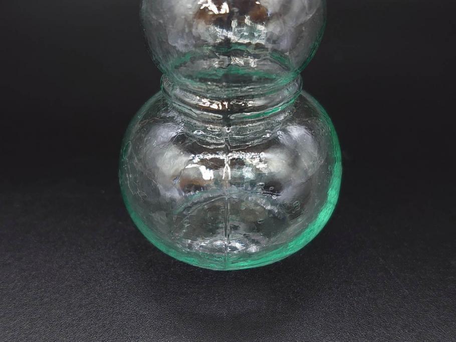 戦前　当時物　瓢箪型　気泡や絶妙なフォルムが味わいのあるニッキ水瓶5個セット(豆ガラス、ちびニッキ水、ガラス容器、駄菓子屋ビン、ペロペロ、レトロガラス、一輪挿し、ひょうたん)(R-077060)