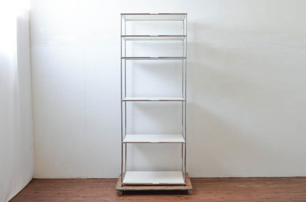 中古　USMハラー(USM Haller)　シンプルなデザインが取り入れやすい鉄製キャビネット(オープンラック、飾り棚、店舗什器)(定価約17万円)(R-074299)