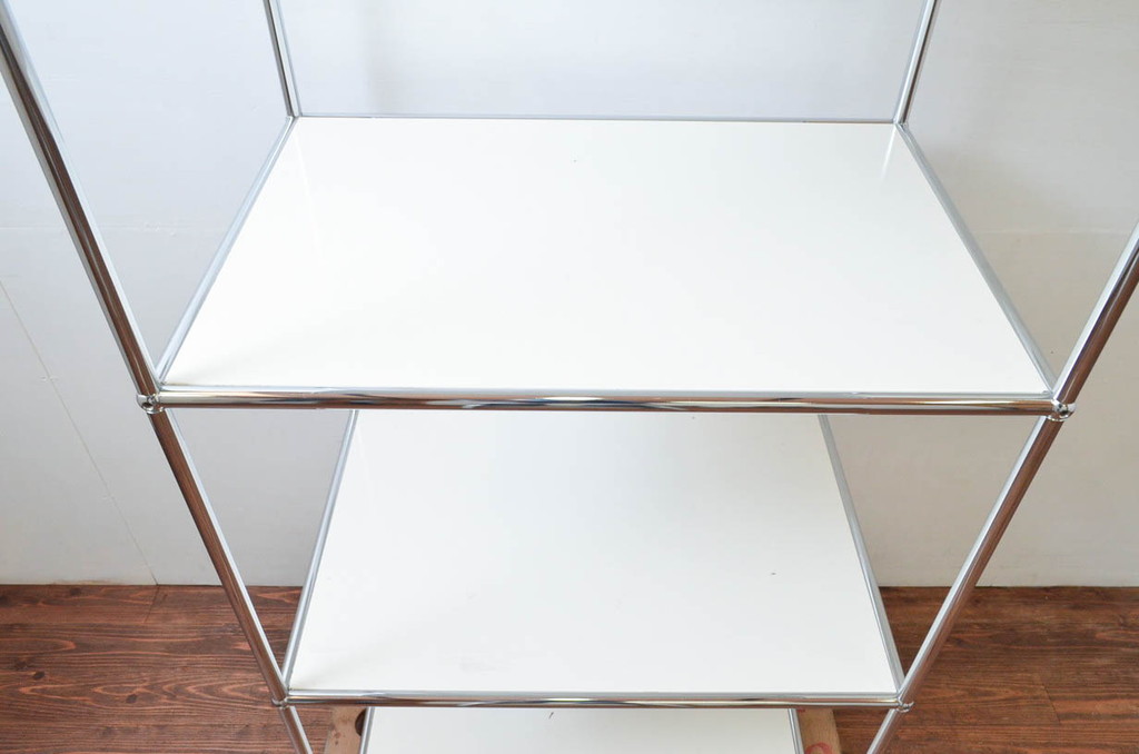 中古　USMハラー(USM Haller)　シンプルなデザインが取り入れやすい鉄製キャビネット(オープンラック、飾り棚、店舗什器)(定価約17万円)(R-074299)