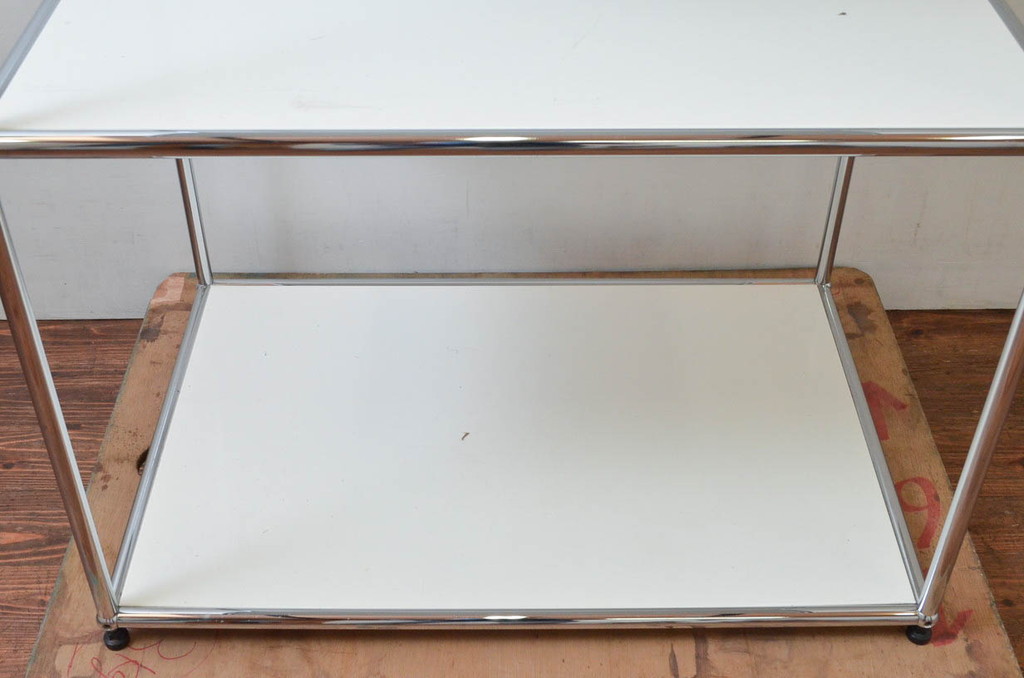 中古　USMハラー(USM Haller)　シンプルなデザインが取り入れやすい鉄製キャビネット(オープンラック、飾り棚、店舗什器)(定価約17万円)(R-074299)