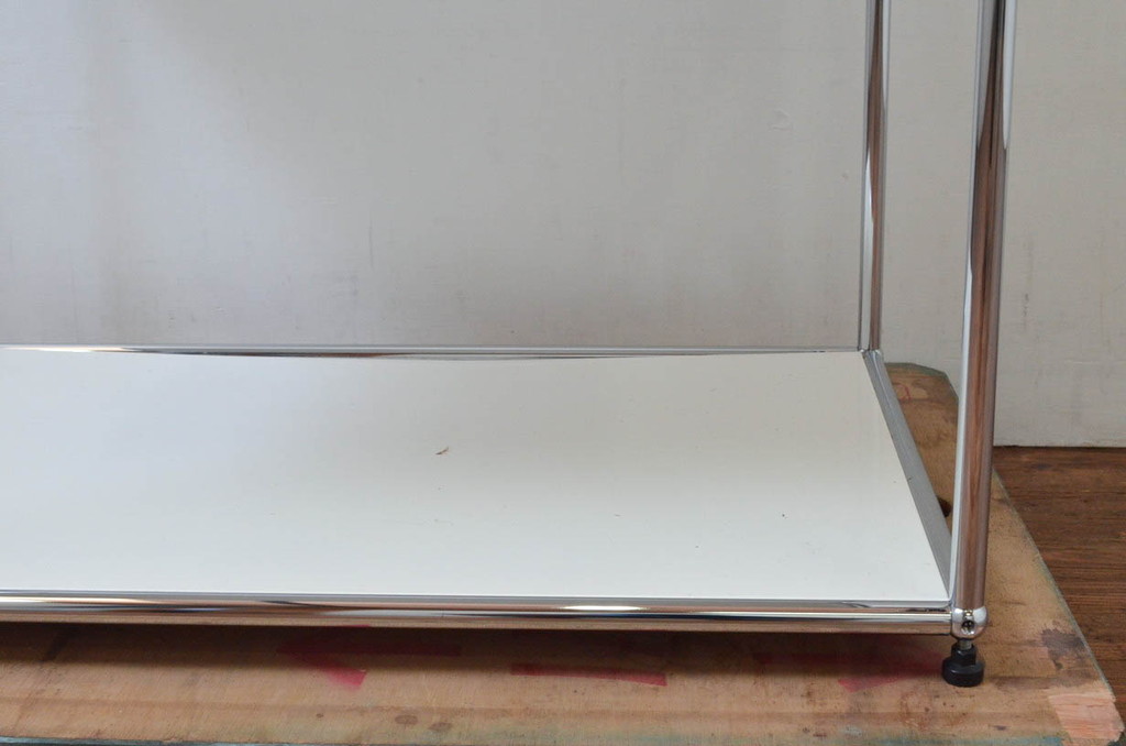 中古　USMハラー(USM Haller)　シンプルなデザインが取り入れやすい鉄製キャビネット(オープンラック、飾り棚、店舗什器)(定価約17万円)(R-074299)