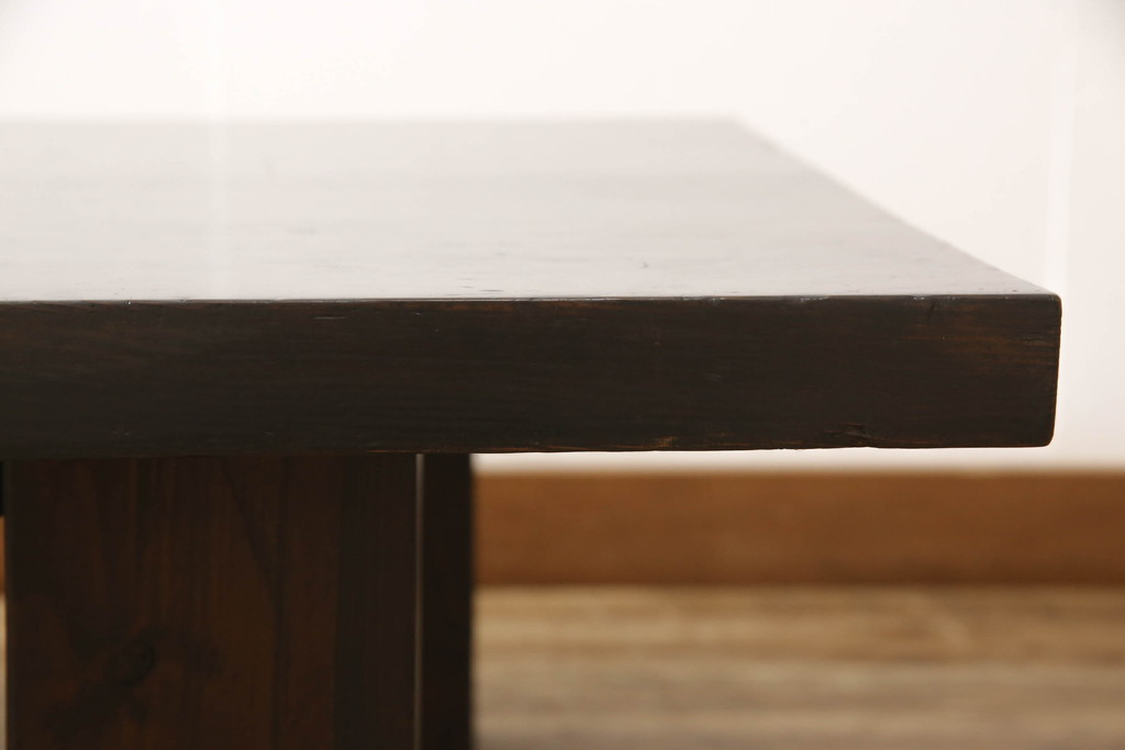 和製ビンテージ 　杉材　天板一枚板　天板や脚のデザインが凝っているコンテンポラリーデザインの座卓(ヴィンテージ、ローテーブル)(R-059982)