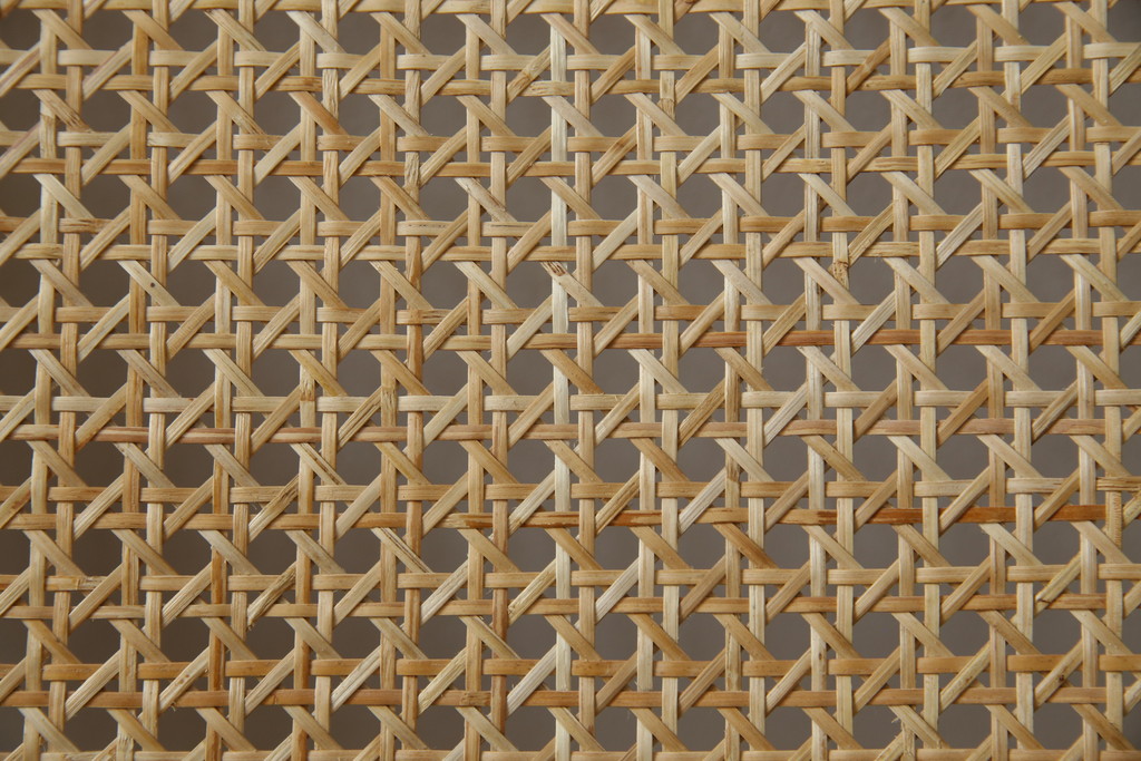中古　新品未使用　Phantom Hands(ファントムハンズ)　Pierre Jeanneret(ピエール ジャンヌレ)　Project Chandigarh(プロジェクト チャンディーガル)　PH59　　ユニークなデザインのカンガルーチェア(ラウンジチェア、アームレスチェア、椅子、イス)(定価約75万円)(R-083322)