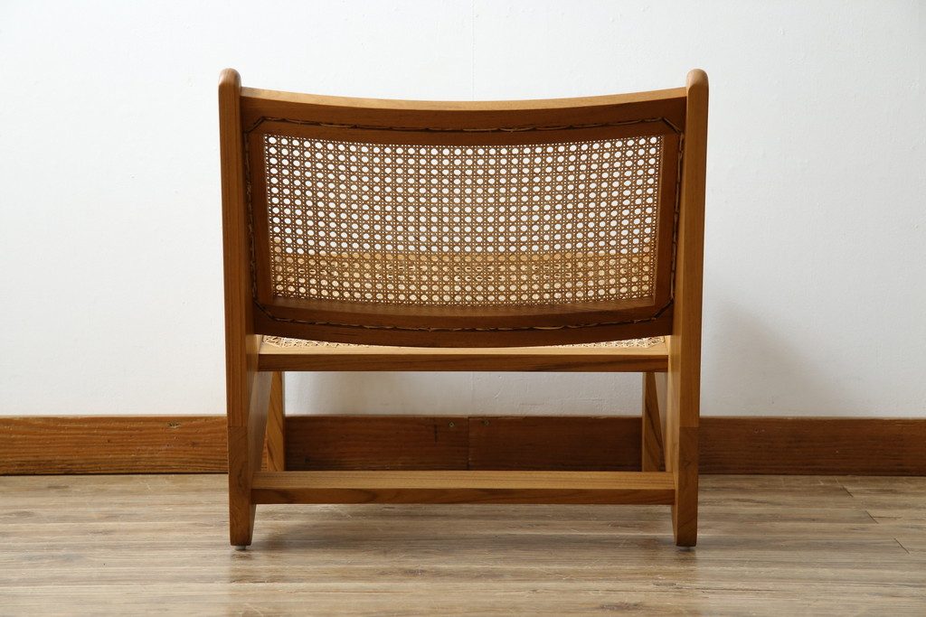 中古　新品未使用　Phantom Hands(ファントムハンズ)　Pierre Jeanneret(ピエール ジャンヌレ)　Project Chandigarh(プロジェクト チャンディーガル)　PH59　　ユニークなデザインのカンガルーチェア(ラウンジチェア、アームレスチェア、椅子、イス)(定価約75万円)(R-083322)