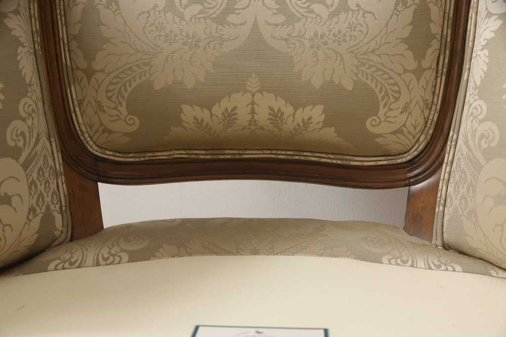 中古　美品　DREXEL HERITAGE(ドレクセルヘリテイジ)　クラシカルな佇まいが美しい1人掛けソファ(定価約60万円)(一人掛けソファ、アームチェア)(R-055521)