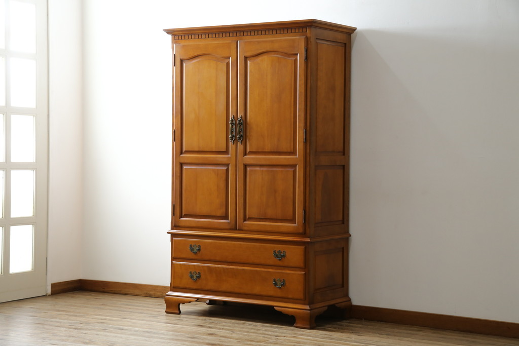 中古　美品　横浜ダニエル(daniel)　アーリーアメリカン　A-102型和タンス(定価約150万円)(引き出し、衣装盆、和箪笥、衣装箪笥、着物箪笥)(R-057593)