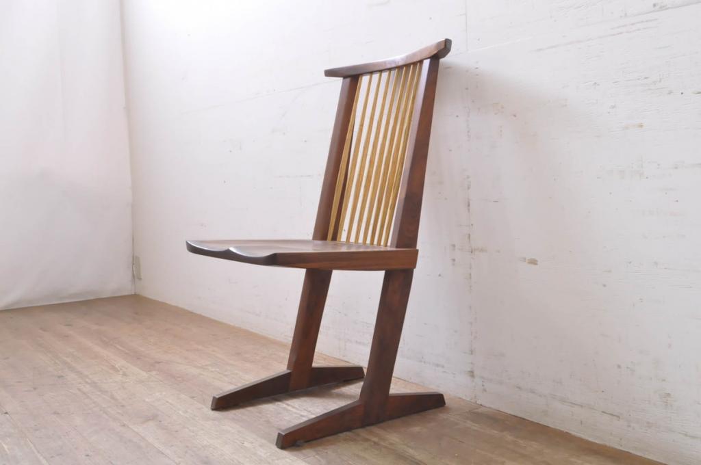 中古　ジョージナカシマ　桜製作所　コノイドチェア(CONOID CHAIR)　CN101　スタイリッシュな佇まいのサイドチェア(板座チェア、ダイニングチェア、椅子、イス)(R-068143)