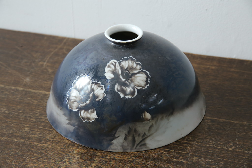 和製アンティーク　オールドノリタケ(則武、日本陶器、Noritake)　希少デザイン　手書き風の花模様と落ち着いた色合いが魅力の照明カバー(シェード、電笠、ペンダントライト、吊り下げ照明、天井照明)(R-083329)