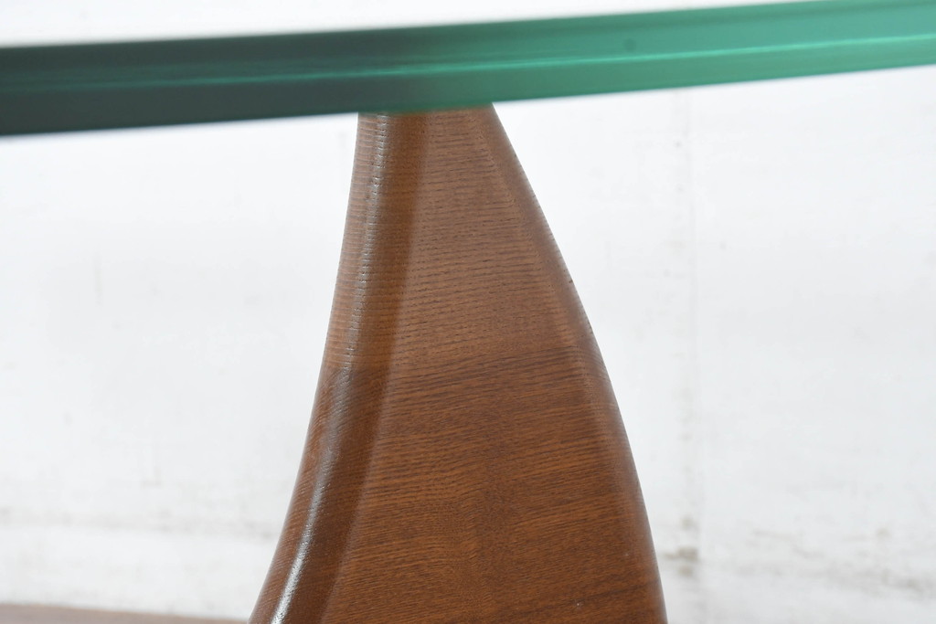 中古　美品　リプロダクト品　イサム・ノグチ(Isamu Noguchi)　洗練されたモダンデザインが美しいセンターテーブル(コーヒーテーブル、ローテーブル、ガラステーブル、カクテルテーブル、リビングテーブル)(R-083519)