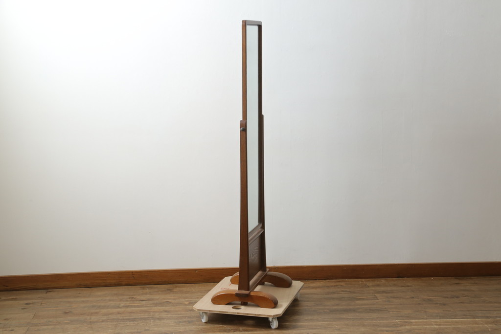 中古　美品　タモ材　落ち着きのある佇まいが魅力的な姿見(スタンドミラー、鏡)(R-076661)