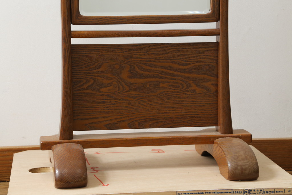 中古　美品　タモ材　落ち着きのある佇まいが魅力的な姿見(スタンドミラー、鏡)(R-076661)