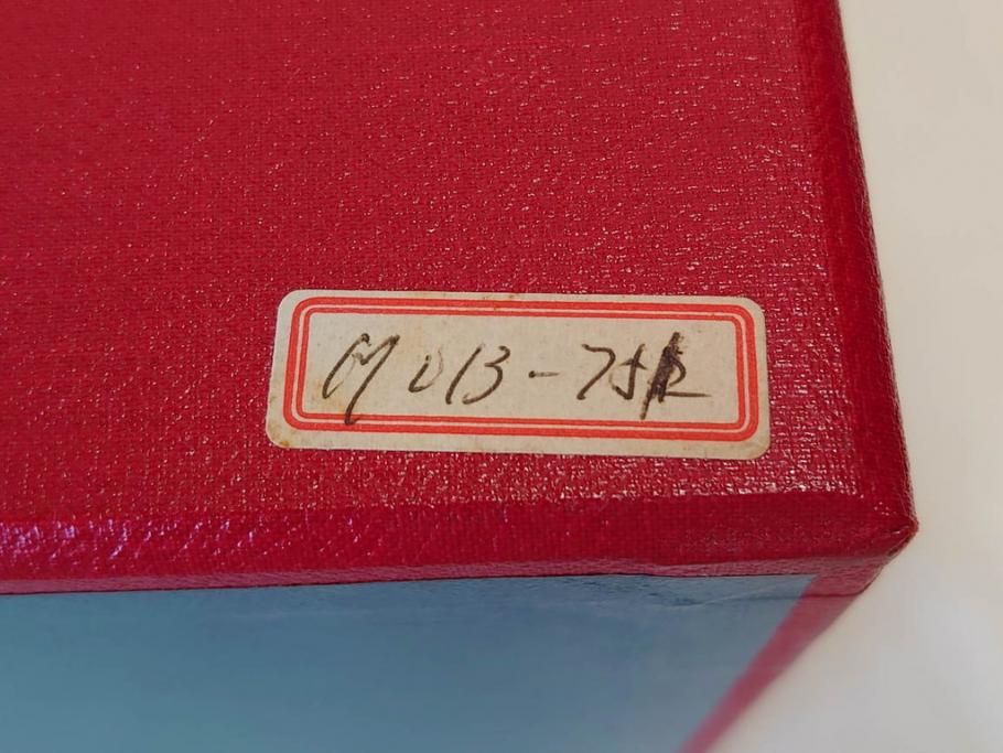 フランス　Baccarat　バカラ　特別限定　希少　1989-6/80　きらめく上品なカットが美しいビアマグ(フルレッドクリスタルガラス、ジョッキ、グラス、ケース付き、証明書付き)(R-077069)