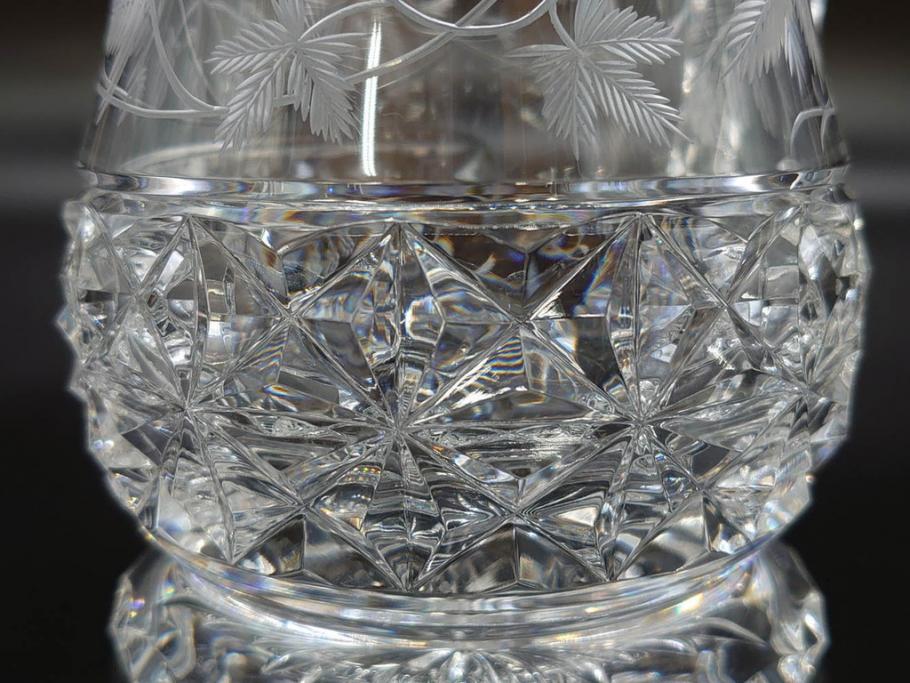 フランス　Baccarat　バカラ　特別限定　希少　1989-7/80　きらめく上品なカットが美しいビアマグ(フルレッドクリスタルガラス、ジョッキ、グラス、ケース付き、証明書付き)(R-077070)