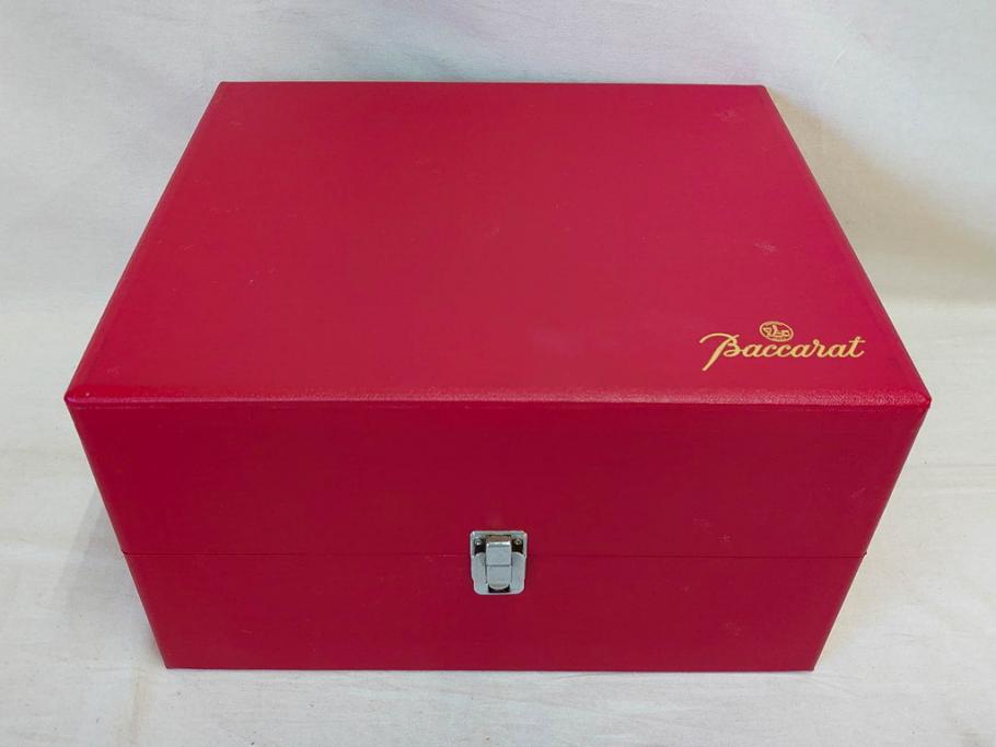 フランス　Baccarat　バカラ　特別限定　希少　1989-7/80　きらめく上品なカットが美しいビアマグ(フルレッドクリスタルガラス、ジョッキ、グラス、ケース付き、証明書付き)(R-077070)