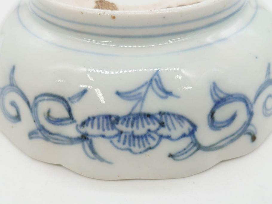 幕末期　古伊万里　輪花型　線描き　草花図　約15cm　4.9寸　手描きのあたたかみが魅力のなます皿2枚セット(中皿、和皿、和食器、四寸九分)(R-076820)
