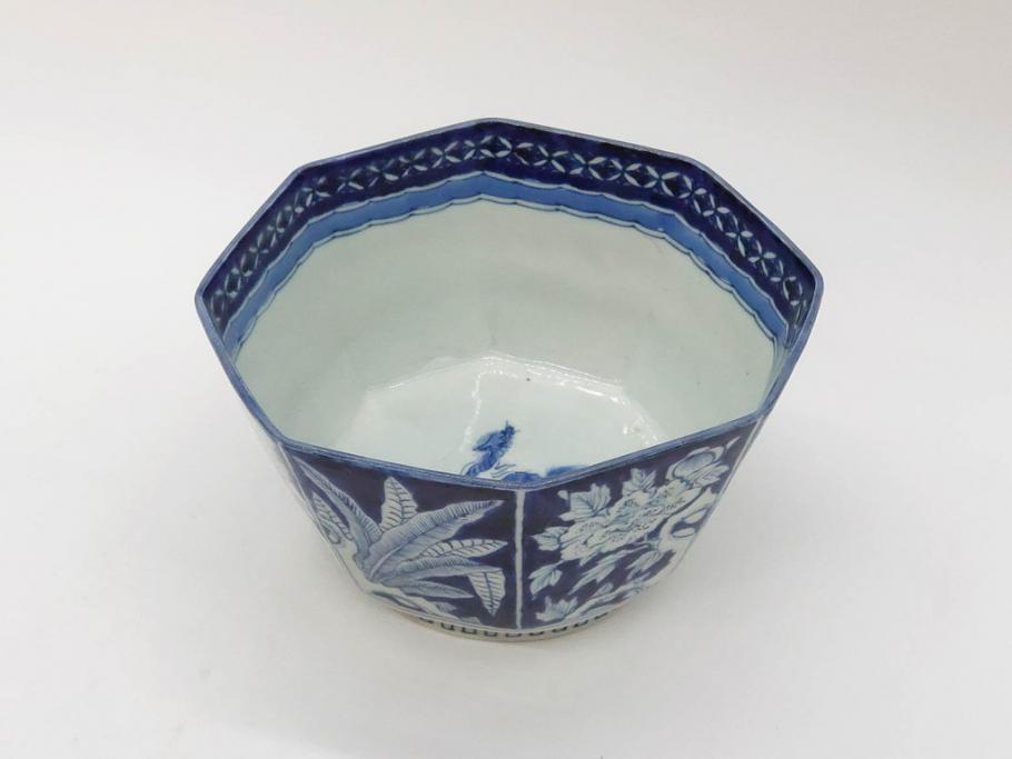 江戸期　古伊万里　染付　麒麟　花の図　約18cm　6寸　大胆な図柄と藍色が目を惹く鉢(六寸、和食器、和皿)(R-077088)
