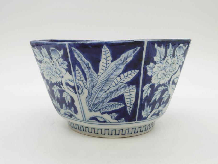江戸期　古伊万里　染付　麒麟　花の図　約18cm　6寸　大胆な図柄と藍色が目を惹く鉢(六寸、和食器、和皿)(R-077088)