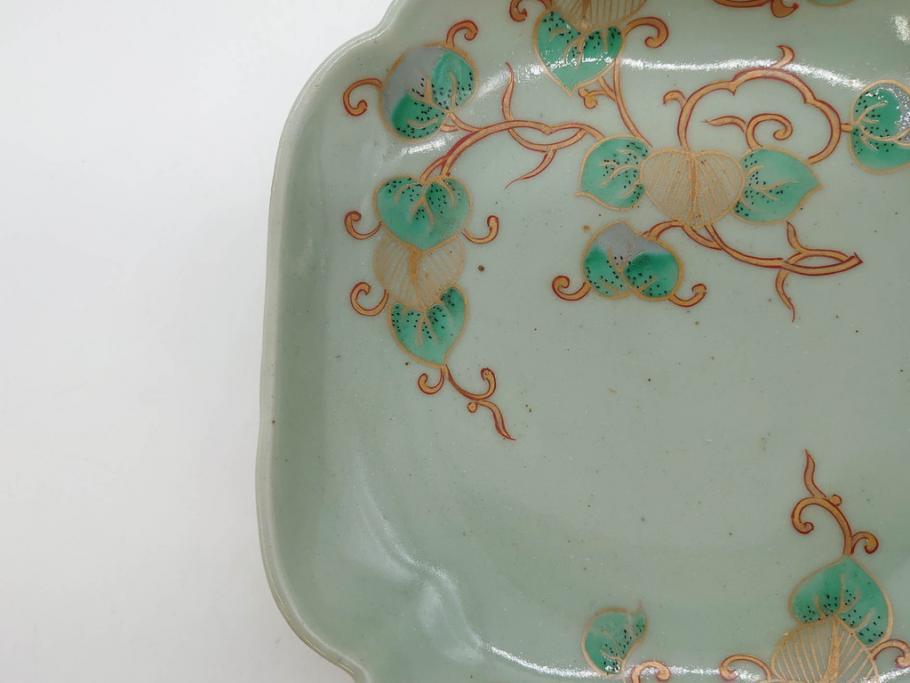 江戸期　古伊万里　青磁　金彩　蔦文　約18cm　6寸　金彩が上品なアクセントになる変形皿2枚セット(六寸、中皿、和食器、和皿)(R-077090)