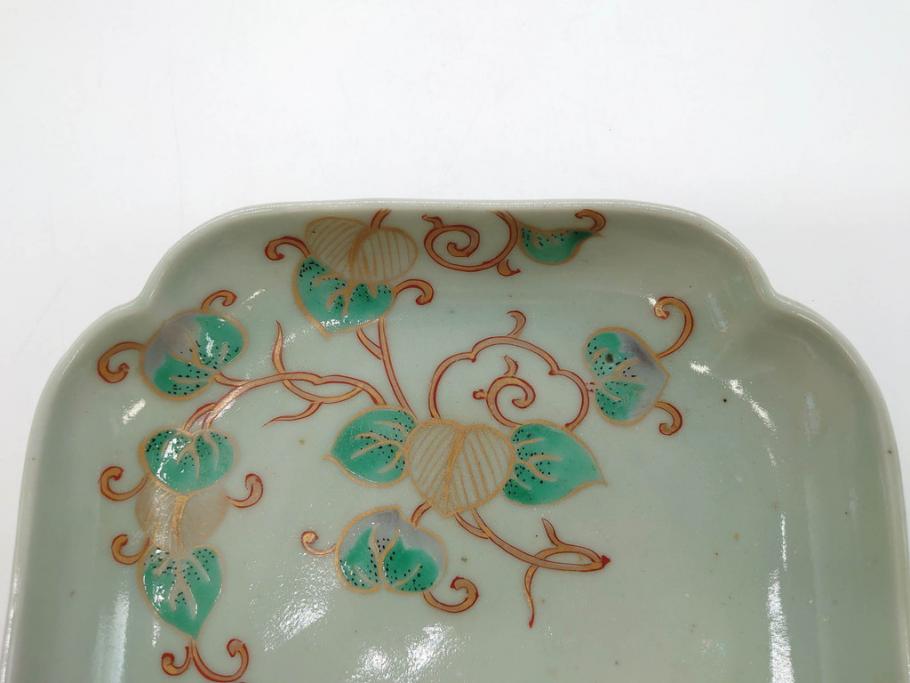 江戸期　古伊万里　青磁　金彩　蔦文　約18cm　6寸　金彩が上品なアクセントになる変形皿3枚セット(六寸、中皿、和食器、和皿)(R-077091)