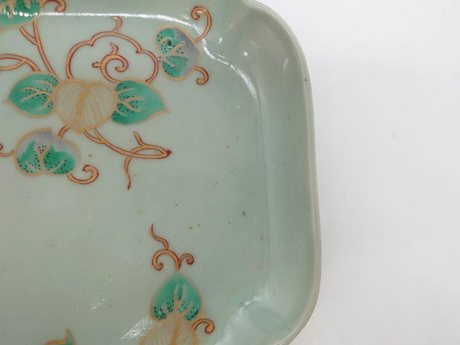 江戸期　古伊万里　青磁　金彩　蔦文　約18cm　6寸　金彩が上品なアクセントになる変形皿3枚セット(六寸、中皿、和食器、和皿)(R-077091)