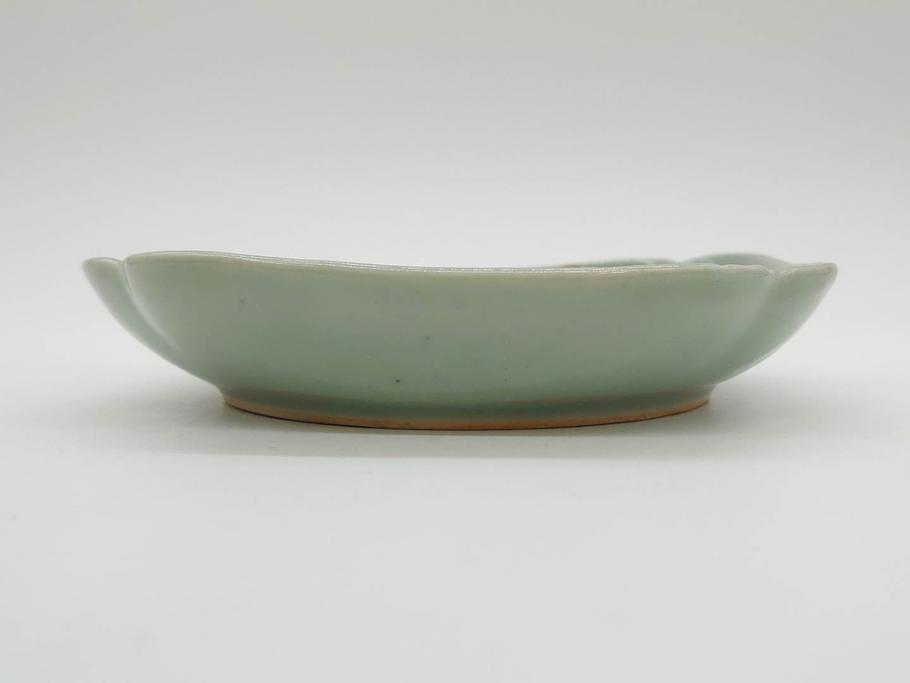 江戸期　古伊万里　青磁　金彩　蔦文　約18cm　6寸　金彩が上品なアクセントになる変形皿3枚セット(六寸、中皿、和食器、和皿)(R-077091)