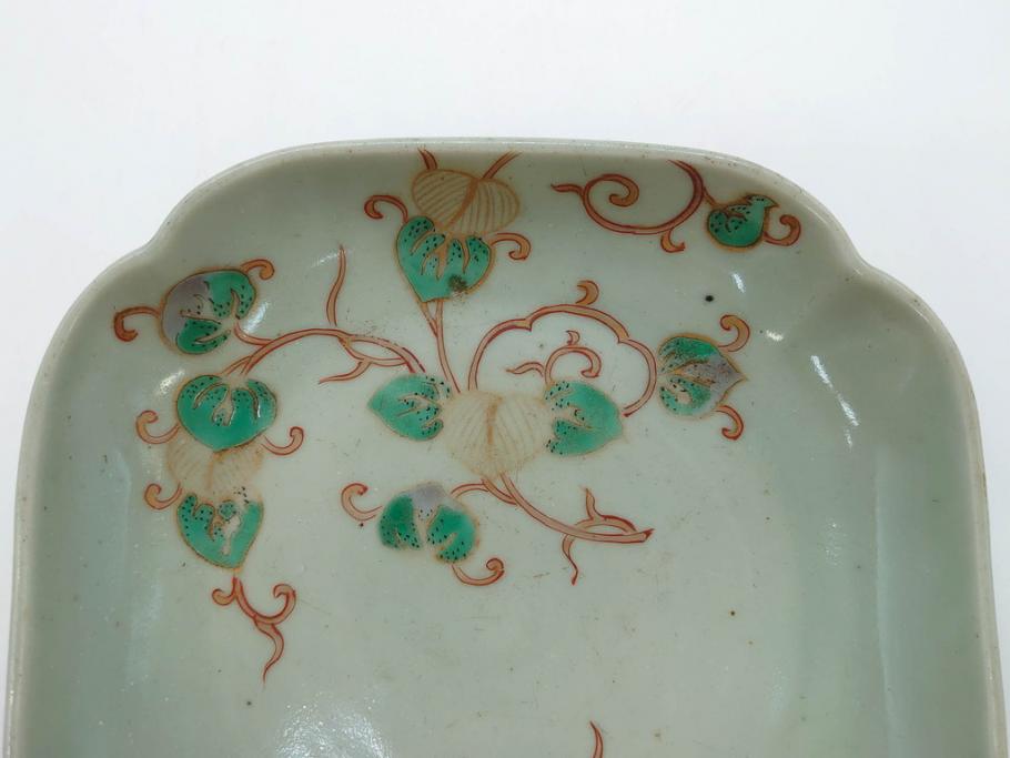 江戸期　古伊万里　青磁　金彩　蔦文　約18cm　6寸　金彩が上品なアクセントになる変形皿3枚セット(六寸、中皿、和食器、和皿)(R-077091)