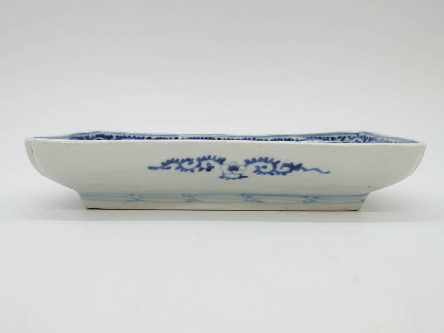 江戸期　古伊万里　染付　冨貴長春　約21cm　7.1寸　牡丹蛸唐草文　細やかで力強く描かれた文様が魅力的な長皿2枚セット(七寸一分、和食器、和皿)(R-077093)