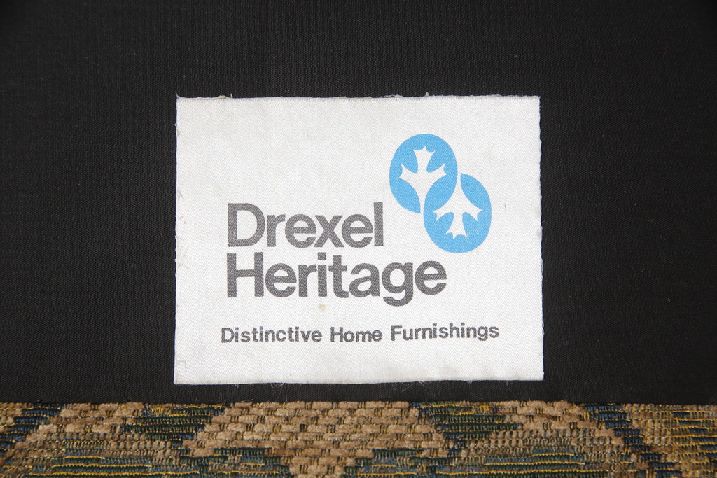 中古　美品　DREXEL HERITAGE(ドレクセルヘリテイジ)　落ち着いた色合いとボタニカル柄がクラシカルな雰囲気を高める3人掛けソファ(定価約100万円)(三人掛けソファ、3P)(R-056018)