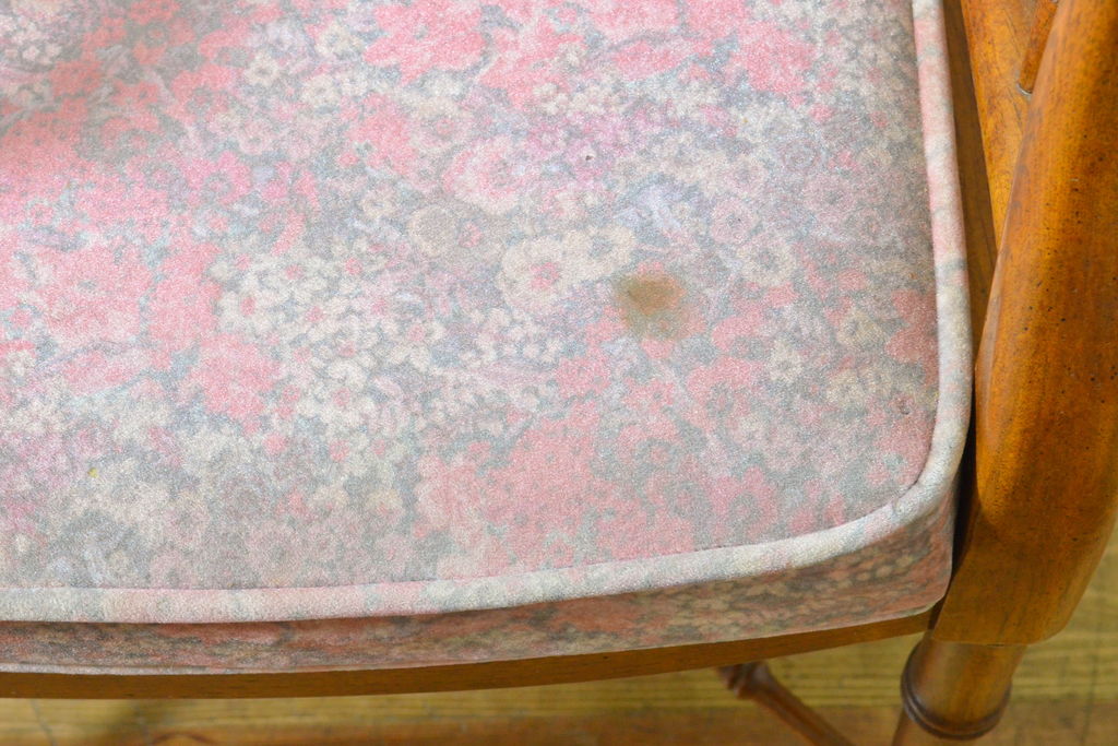 中古　DREXEL HERITAGE(ドレクセルヘリテイジ)　くつろぎの時間を演出するアームチェア(椅子、イス、ダイニングチェア)(R-062713)