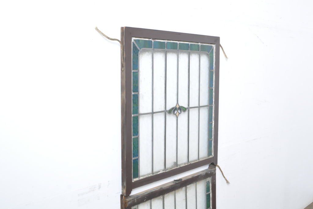 アンティーク建具　ステンドグラスがアクセントの上げ下げ窓(ガラス窓、建具)(R-062480)