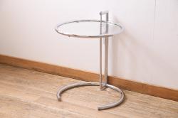 【買取】Cassinaixc.(カッシーナイクスシー)　ClassiCon(クラシコン)　Eileen Gray(アイリーン・グレイ)　ADJUSTABLE TABLE(アジャスタブルテーブル)　E1027のサイドテーブルを買取ました。(定価約15万円)