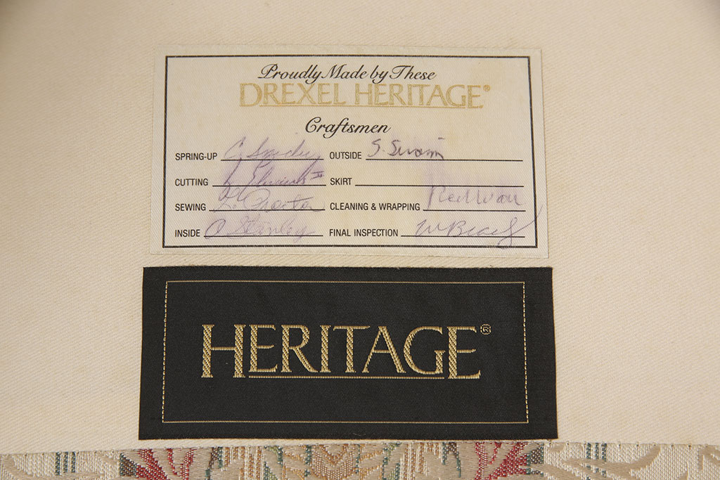 中古　美品　DREXEL HERITAGE(ドレクセルヘリテイジ)　 Upholstery(アップホルスタリー)　エレガントな佇まいのラウンジチェア(一人掛けソファ、1P、アームソファ)(定価約59万円)(R-053324)