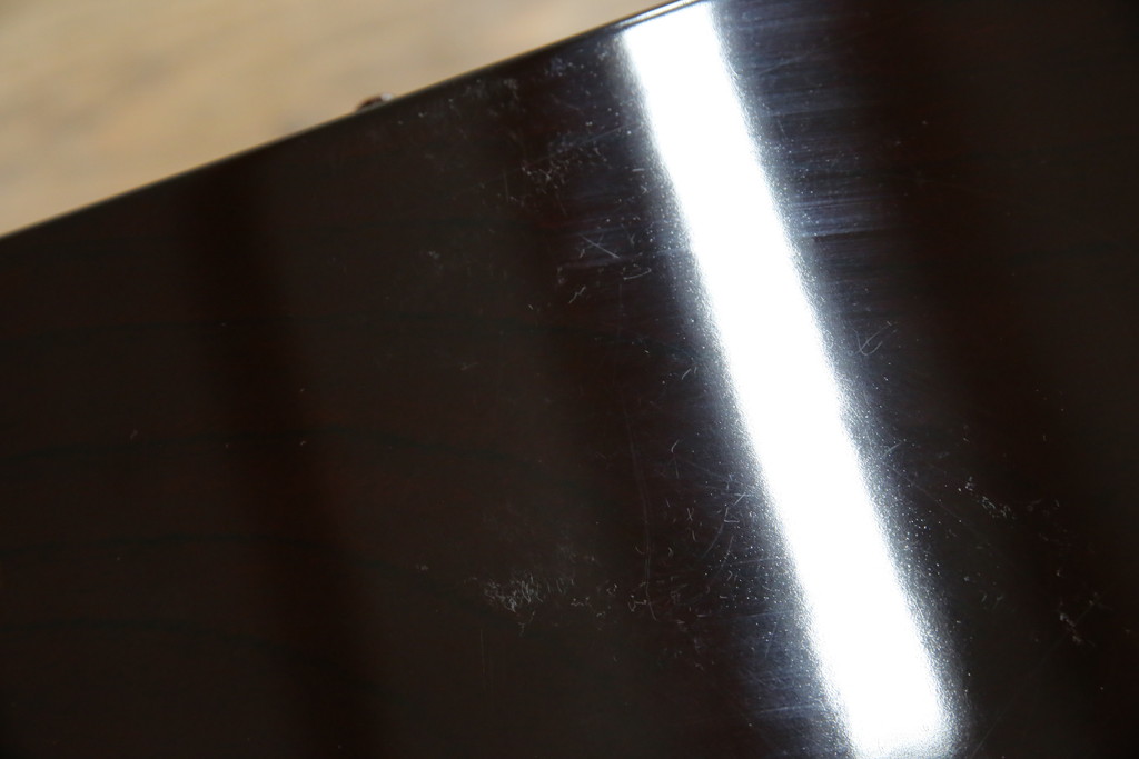 新品　未使用　仙台箪笥　落ち着きのある色味が魅力的な仏壇と仏具のセット(仙台仏壇)(定価約30万円)(R-078841)