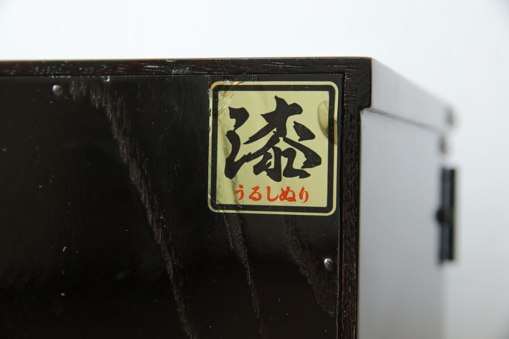 新品　未使用　仙台箪笥　落ち着きのある色味が魅力的な仏壇と仏具のセット(仙台仏壇)(定価約30万円)(R-078841)