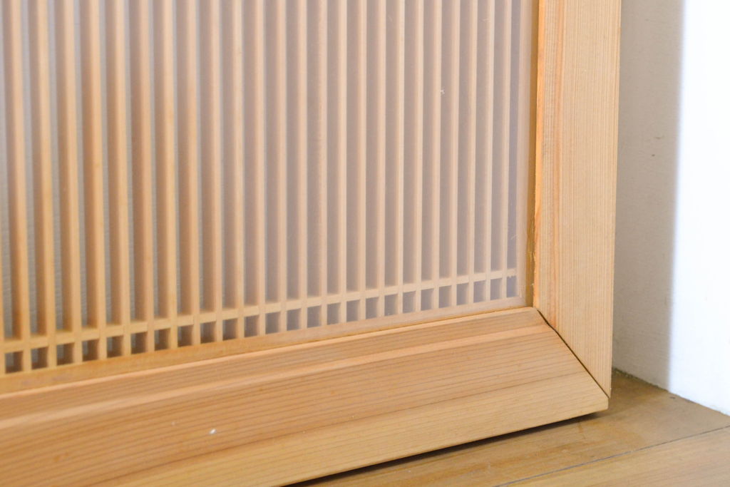 ビンテージ建具　両面ガラス　繊細な格子が目を惹く筬(おさ)欄間2枚セット(明り取り、明かり取り、オサランマ、ヴィンテージ、建具)(R-062630)