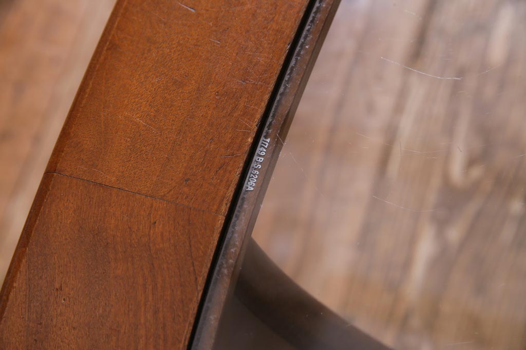 ヴィンテージ家具　北欧ビンテージ　G-plan(ジープラン)　　ガラストップがおしゃれなチーク材のコーヒーテーブル(センターテーブル)
