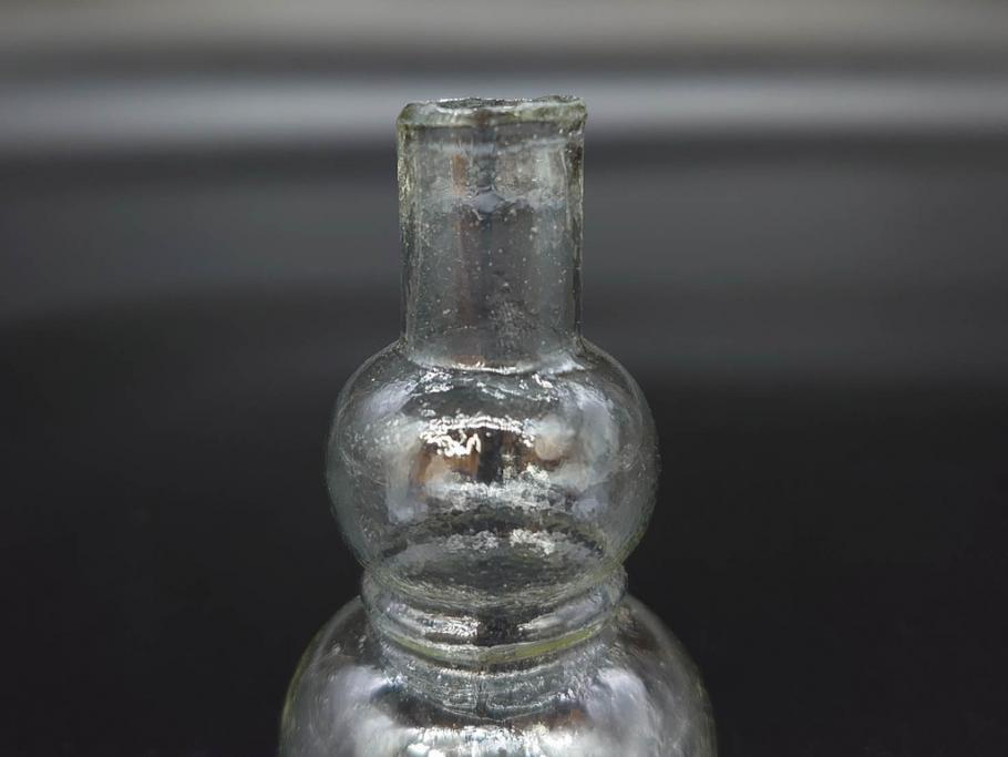 戦前　当時物　瓢箪型　気泡や絶妙なフォルムが味わいのあるニッキ水瓶5個セット(豆ガラス、ちびニッキ水、ガラス容器、駄菓子屋ビン、ペロペロ、レトロガラス、一輪挿し、ひょうたん)(R-077061)
