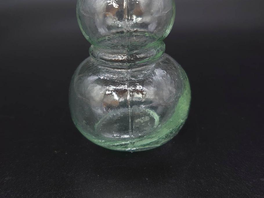 戦前　当時物　瓢箪型　気泡や絶妙なフォルムが味わいのあるニッキ水瓶5個セット(豆ガラス、ちびニッキ水、ガラス容器、駄菓子屋ビン、ペロペロ、レトロガラス、一輪挿し、ひょうたん)(R-077062)