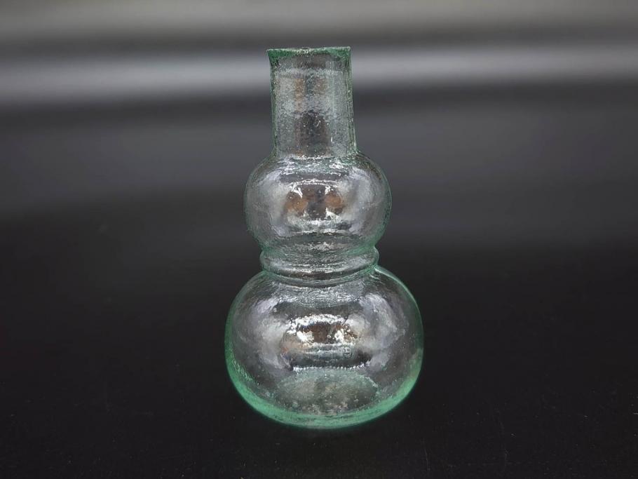 戦前　当時物　瓢箪型　気泡や絶妙なフォルムが味わいのあるニッキ水瓶5個セット(豆ガラス、ちびニッキ水、ガラス容器、駄菓子屋ビン、ペロペロ、レトロガラス、一輪挿し、ひょうたん)(R-077062)
