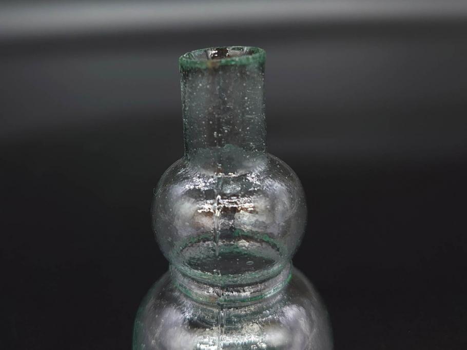 戦前　当時物　瓢箪型　気泡や絶妙なフォルムが味わいのあるニッキ水瓶5個セット(豆ガラス、ちびニッキ水、ガラス容器、駄菓子屋ビン、ペロペロ、レトロガラス、一輪挿し、ひょうたん)(R-077062)